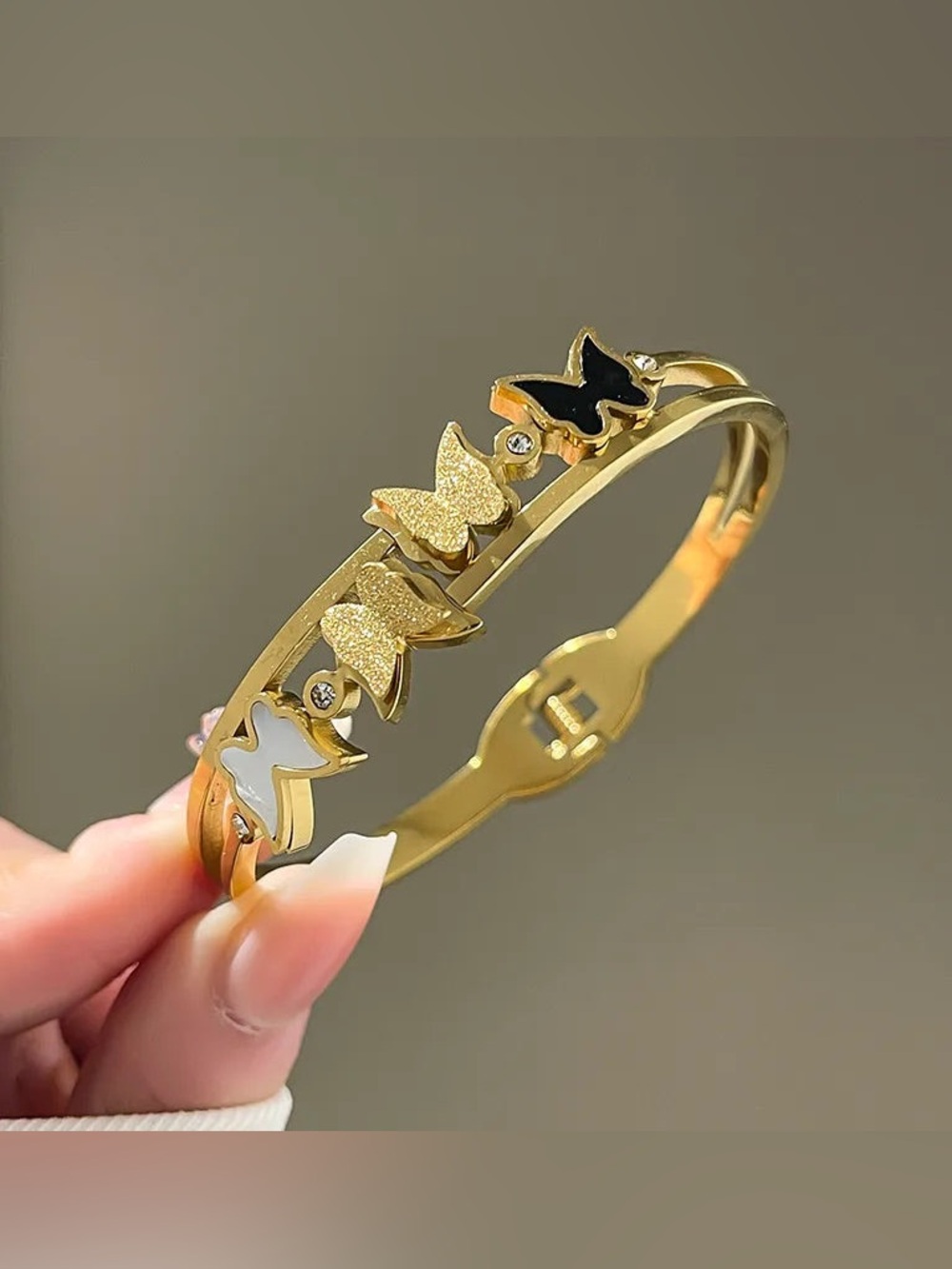 Gold Butterfly Accent Bangle Bracelet - Unbranded